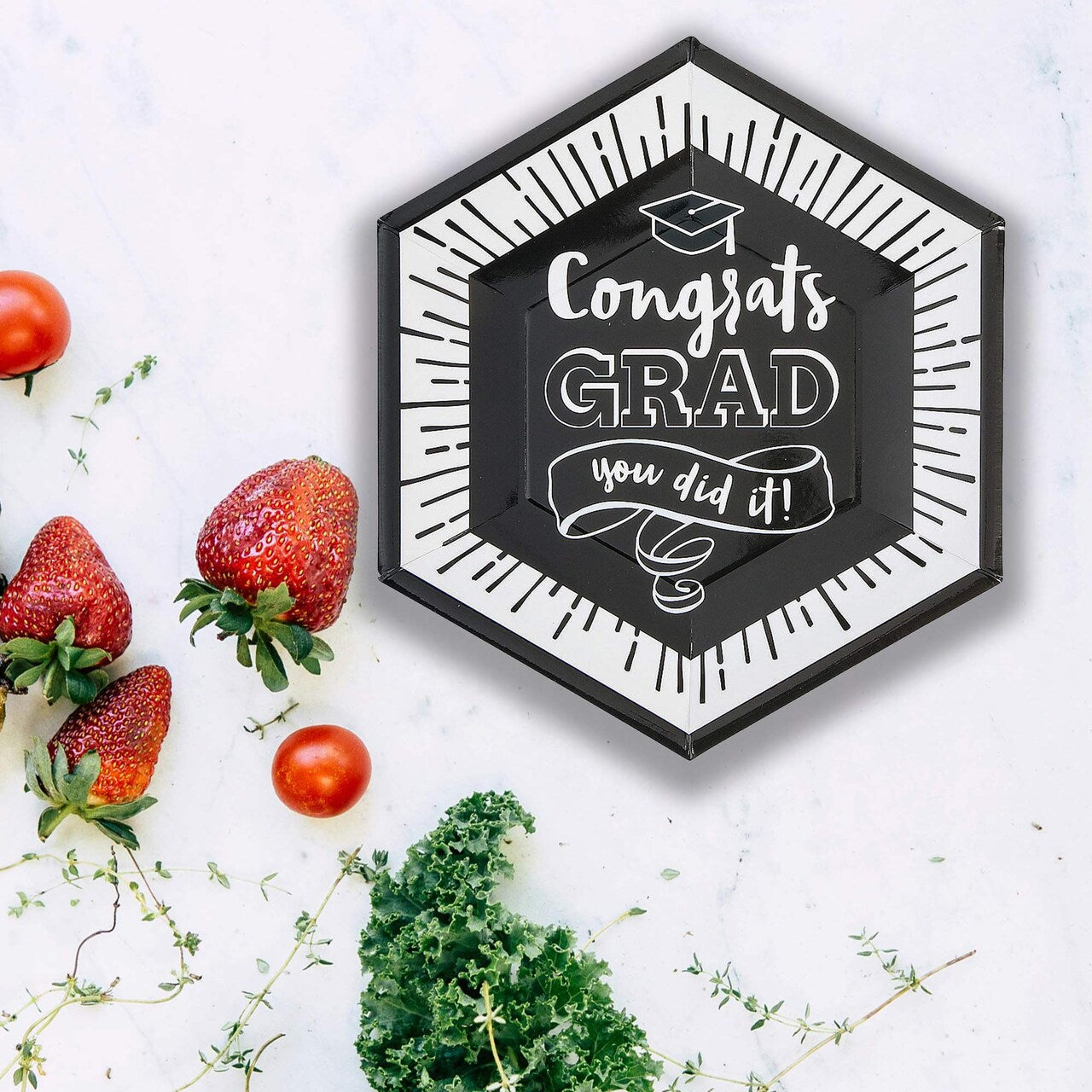 8 Ct. Congrats Grad You Did It Graduation Party Dinner Plates 9" Black & White Paper Plates