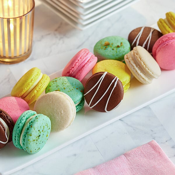 Macaron Centrale Classic Macaron Variety Pack - 100/Case
