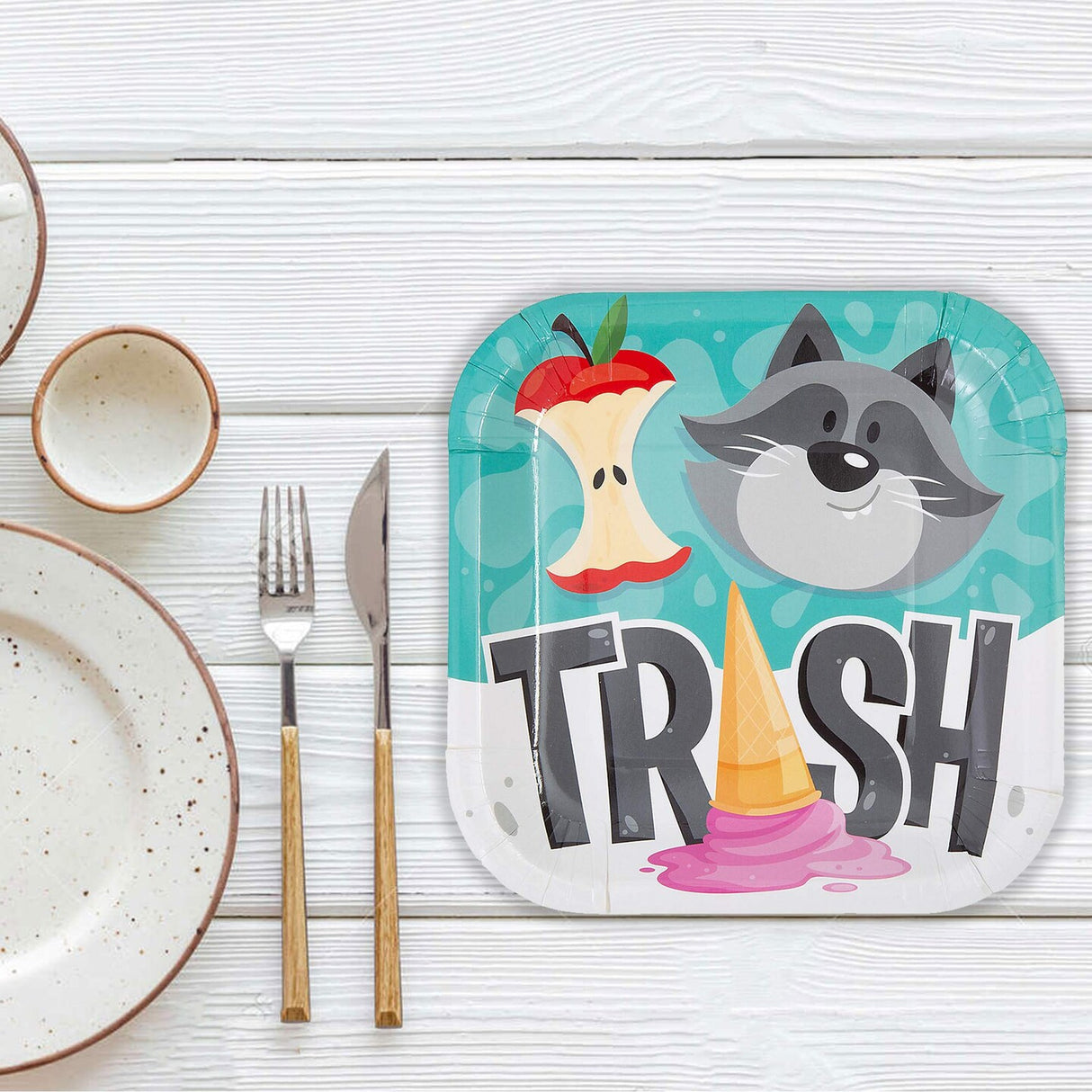 8 Count Glitz Party Disposable Ecological Paper Plates with Silver Dots Elegant Party Supplies