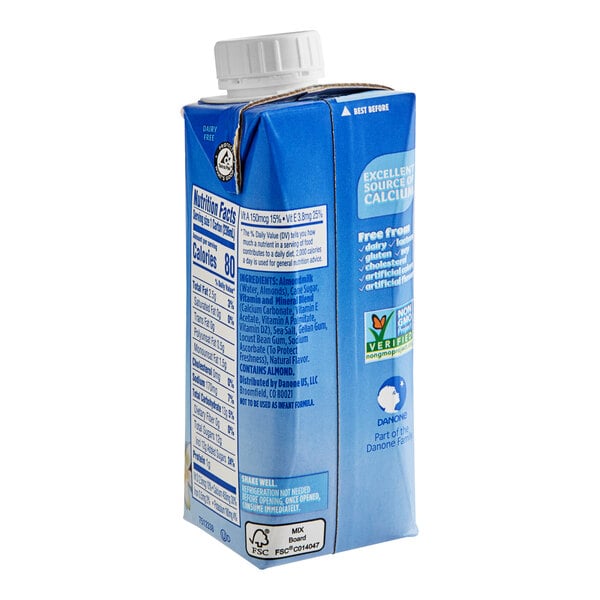 Silk Vanilla Almond Milk 8 fl. oz. - 18/Case