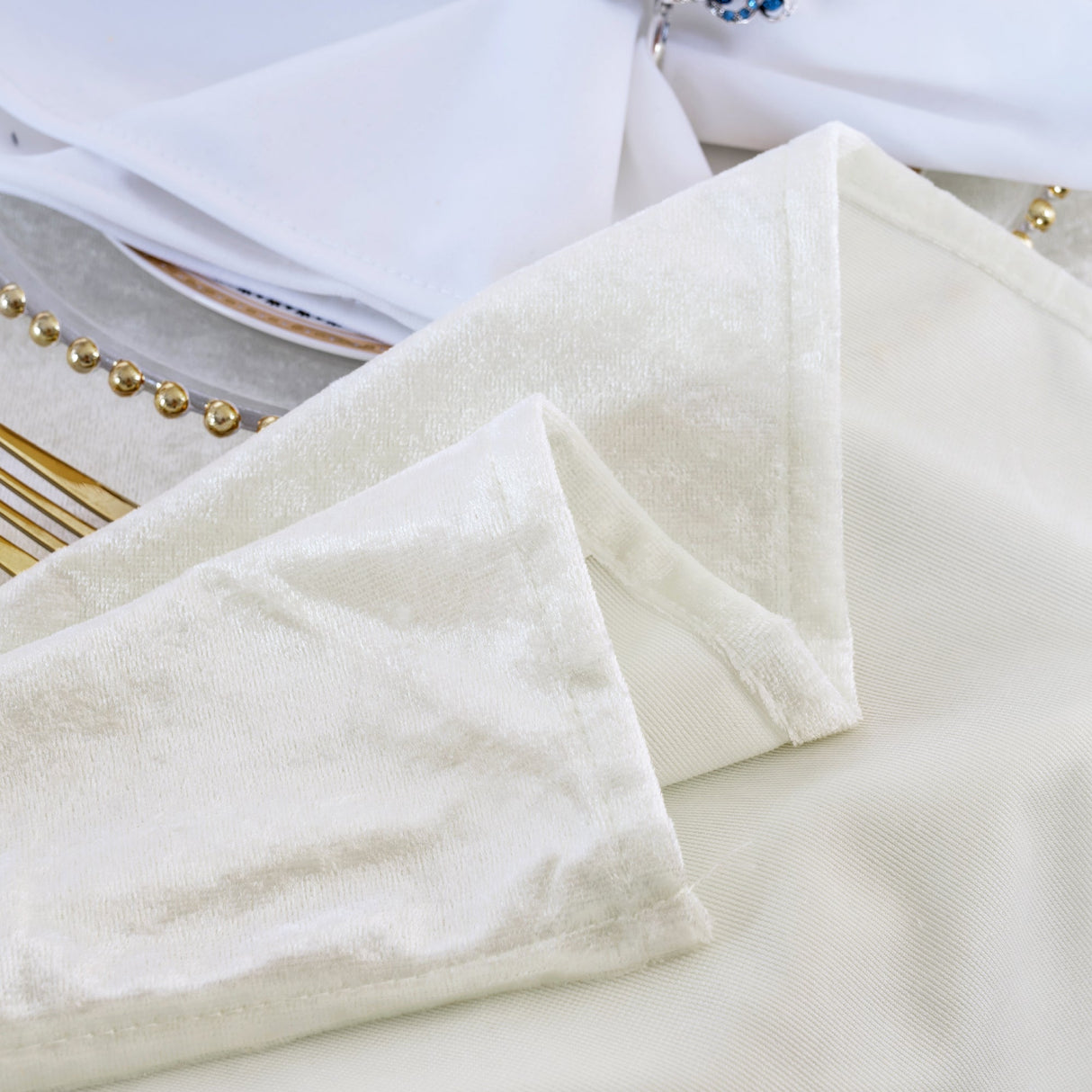 Round Crushed Velvet Tablecloth 132 Inch Ivory