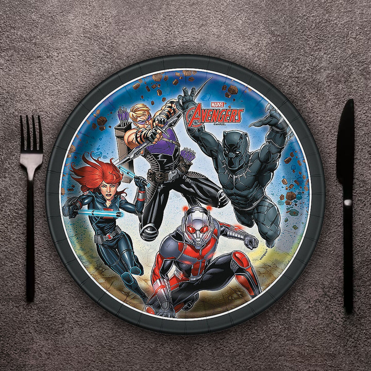 8 Ct. Marvel Avengers Paper Dessert Plates 7" Party Plates for Superhero-Themed Events