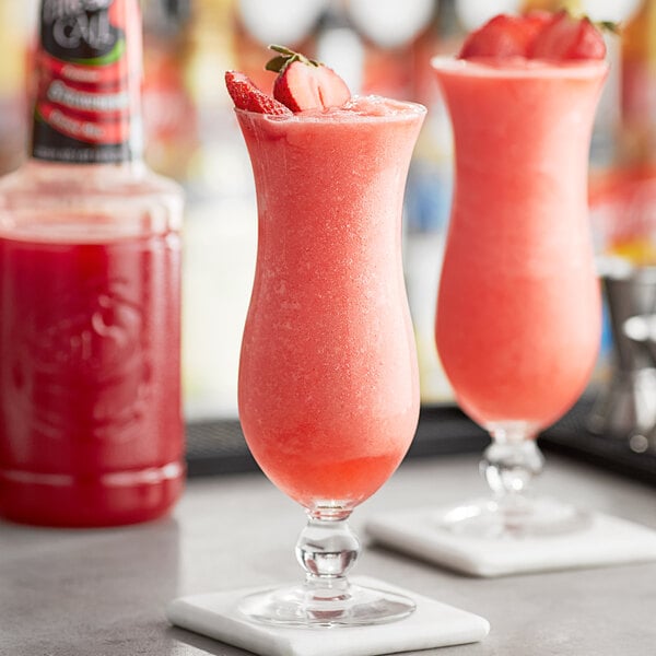 Finest Call Premium Strawberry Puree Mix - 1 Liter - 12/Case