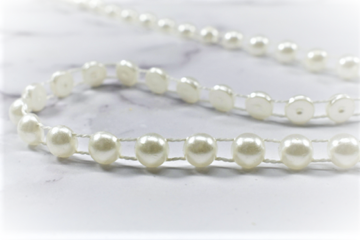 Pearl Applique Trim White Black 0.25in