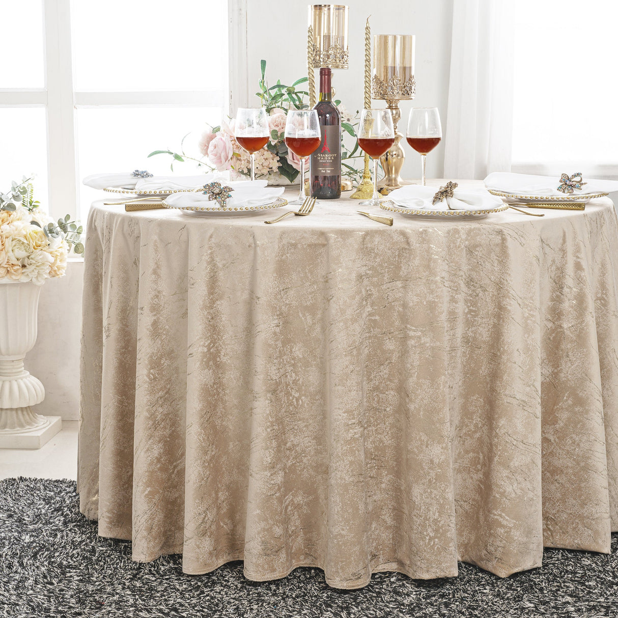 Round Velvet Tablecloth 132" Champagne