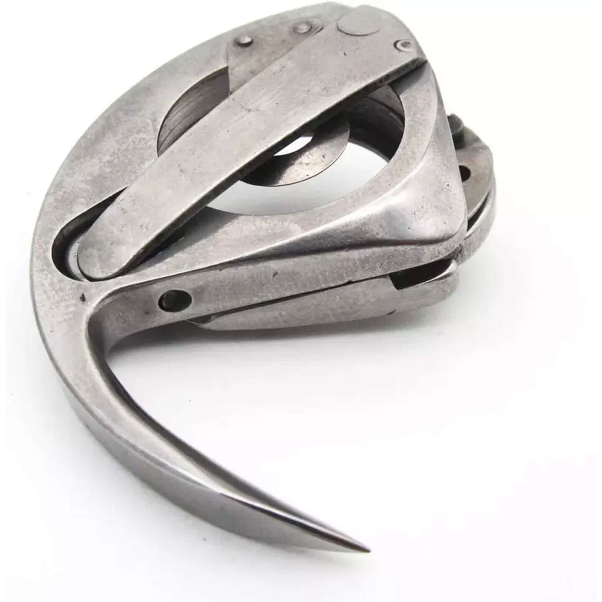 Industrial Sewing Machine Shuttle Hook #6028 Durable Metal Design for Smooth Threading