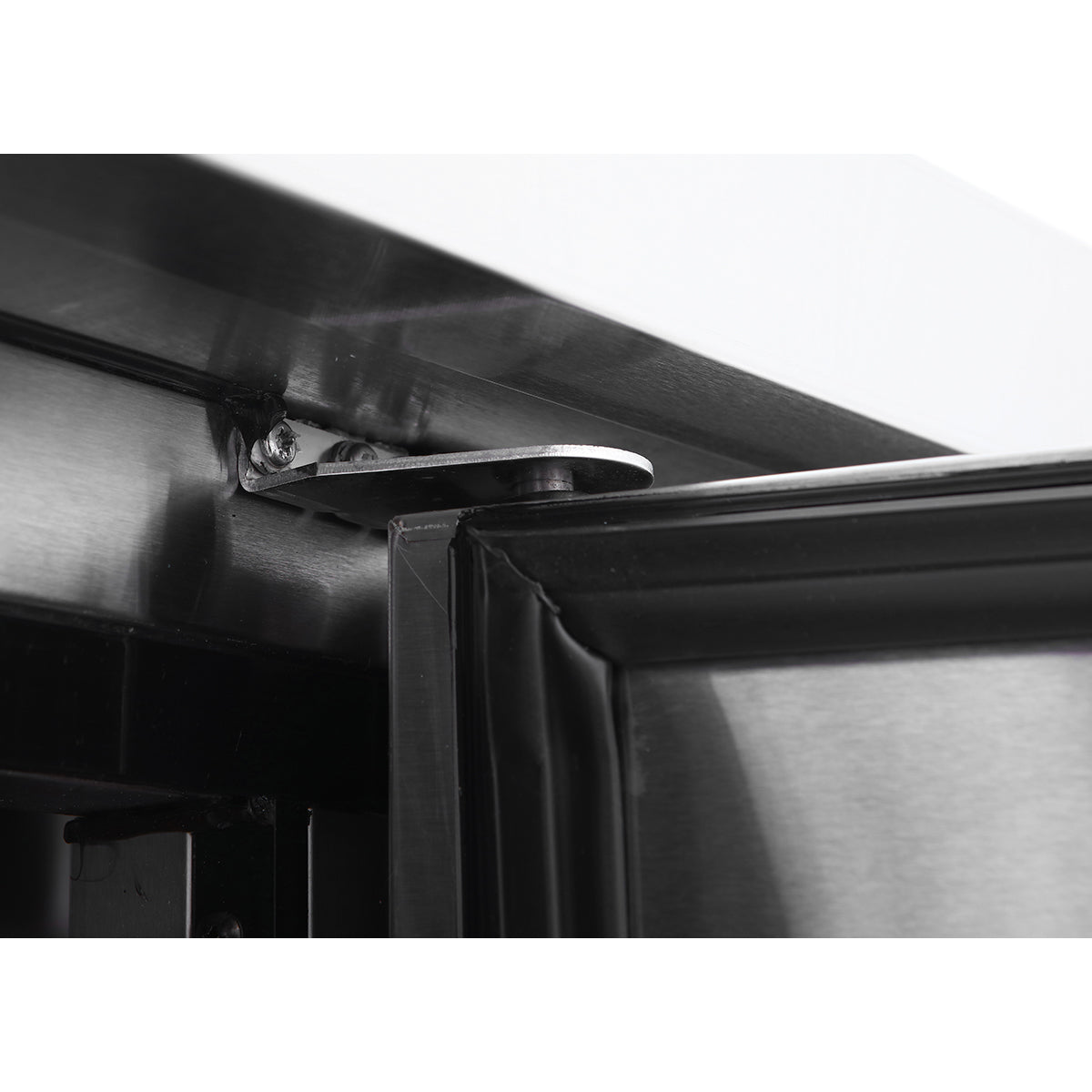 Atosa MPF8201GR Side Mount Refrigerated Pizza Prep Table 44"W X 33.1"D X 44"H with Self-Closing Solid Door