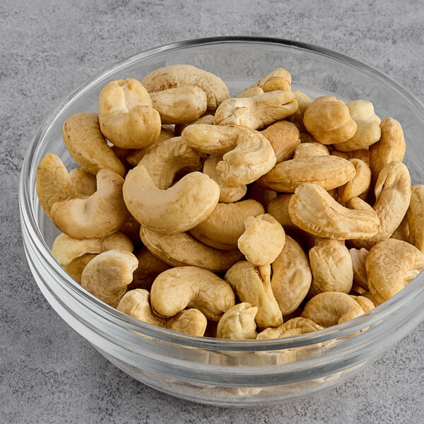 Medium Raw Cashews 25 lb.