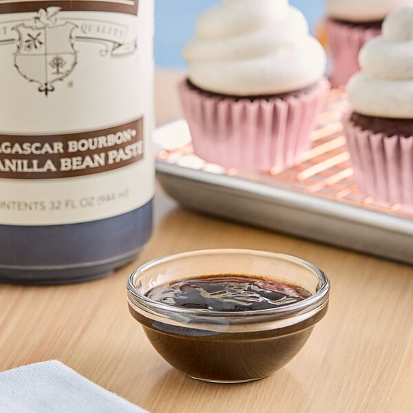 Nielsen-Massey 32 fl. oz. Madagascar Bourbon Vanilla Paste - 6/Case
