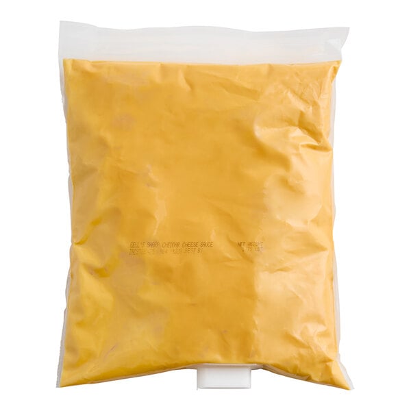 Gehl's 60 oz. Sharp Cheddar Cheese Sauce - 6/Case