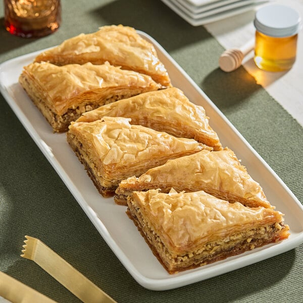 Kontos #4 Fillo Dough 14" x 18" Sheets 1 lb. - 25/Case