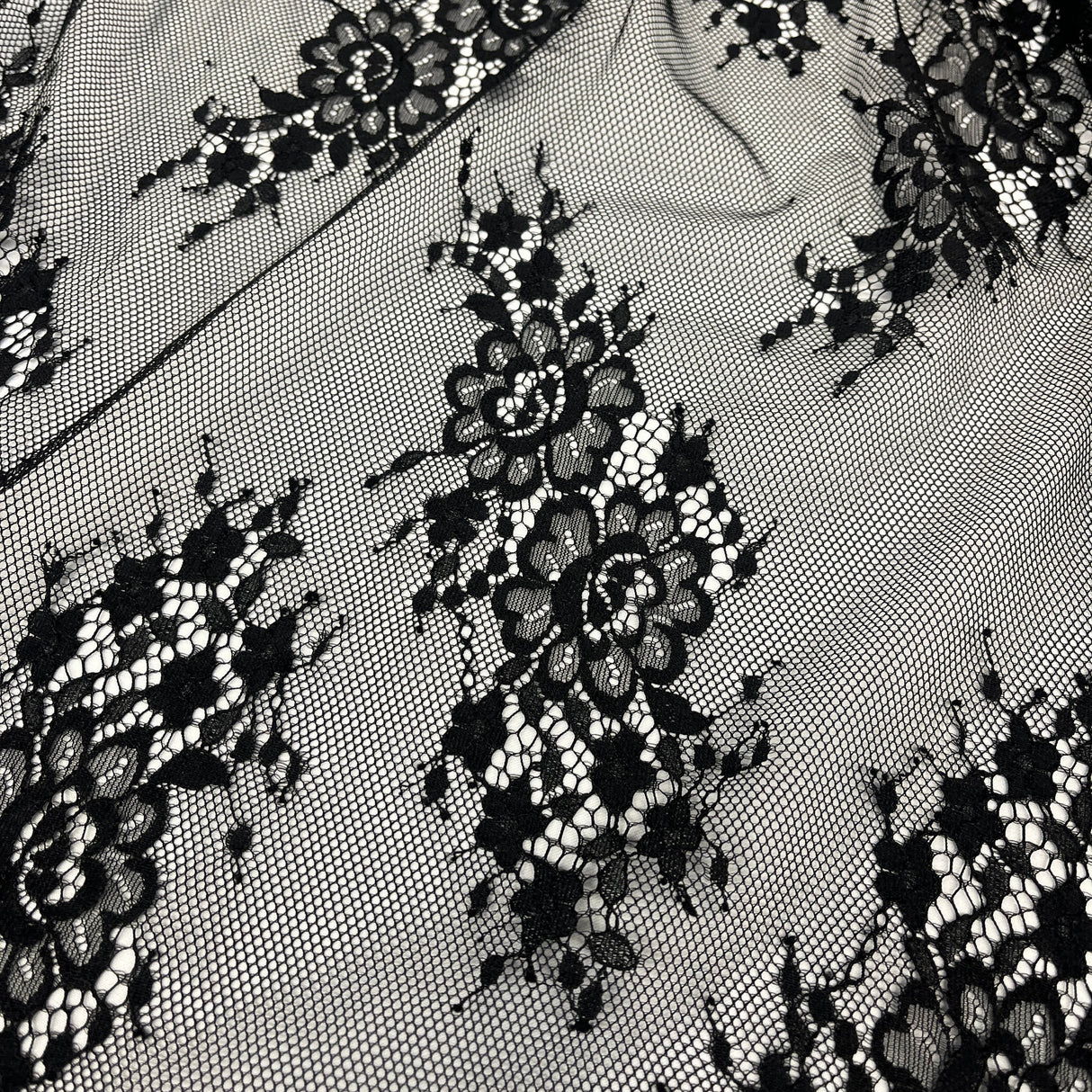 Embroidered Lace Fabric with Eyelash Scallop