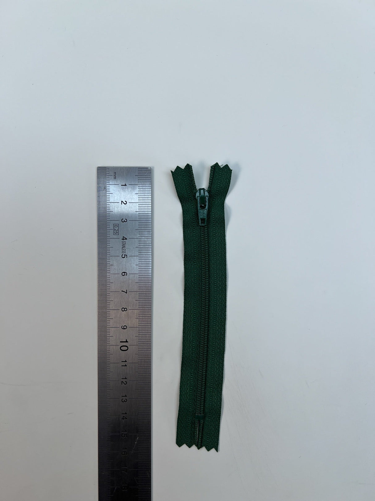 Green Shades Polyamid Sewing Notions