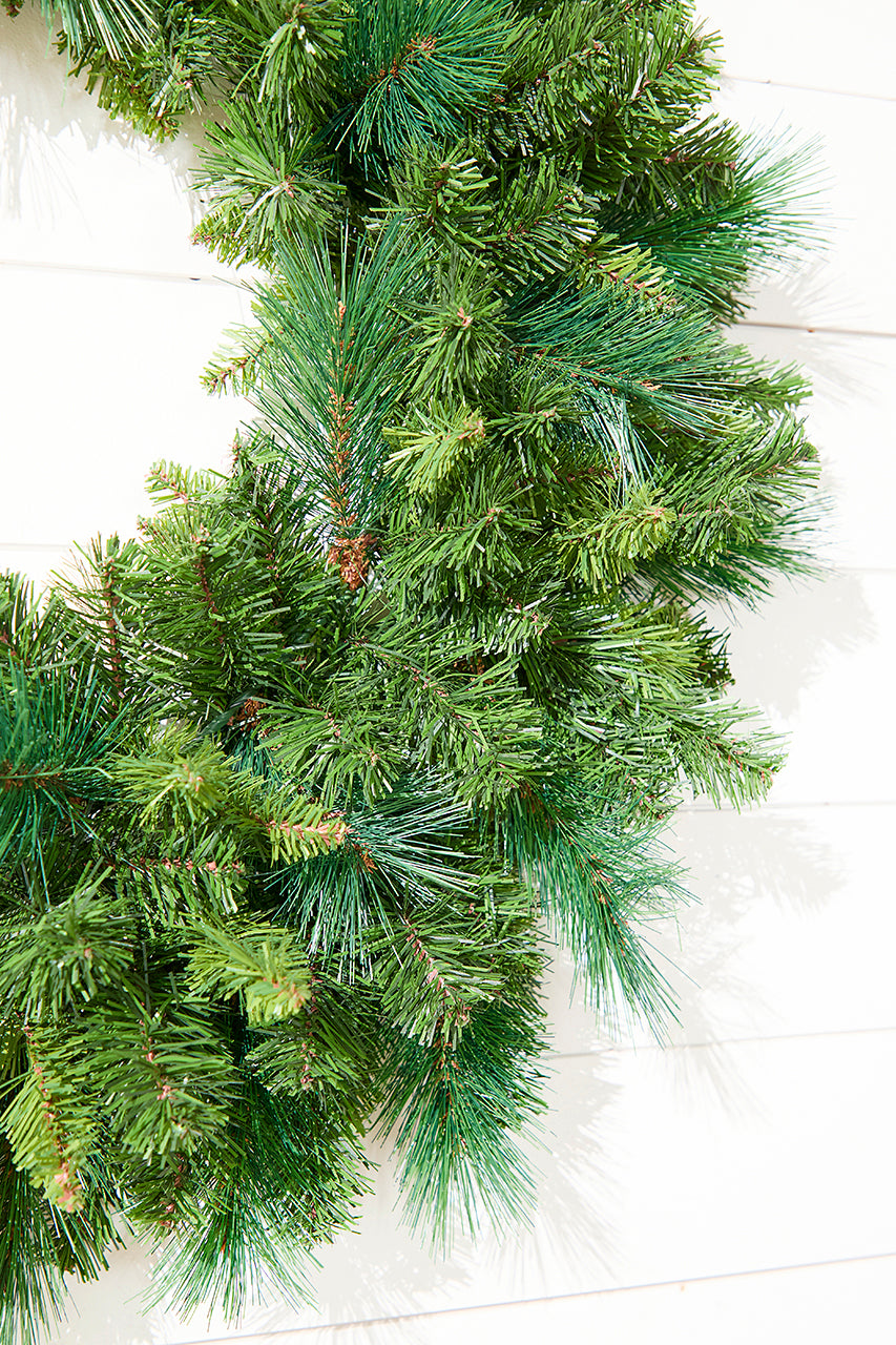 30" Montana Pine Wreath