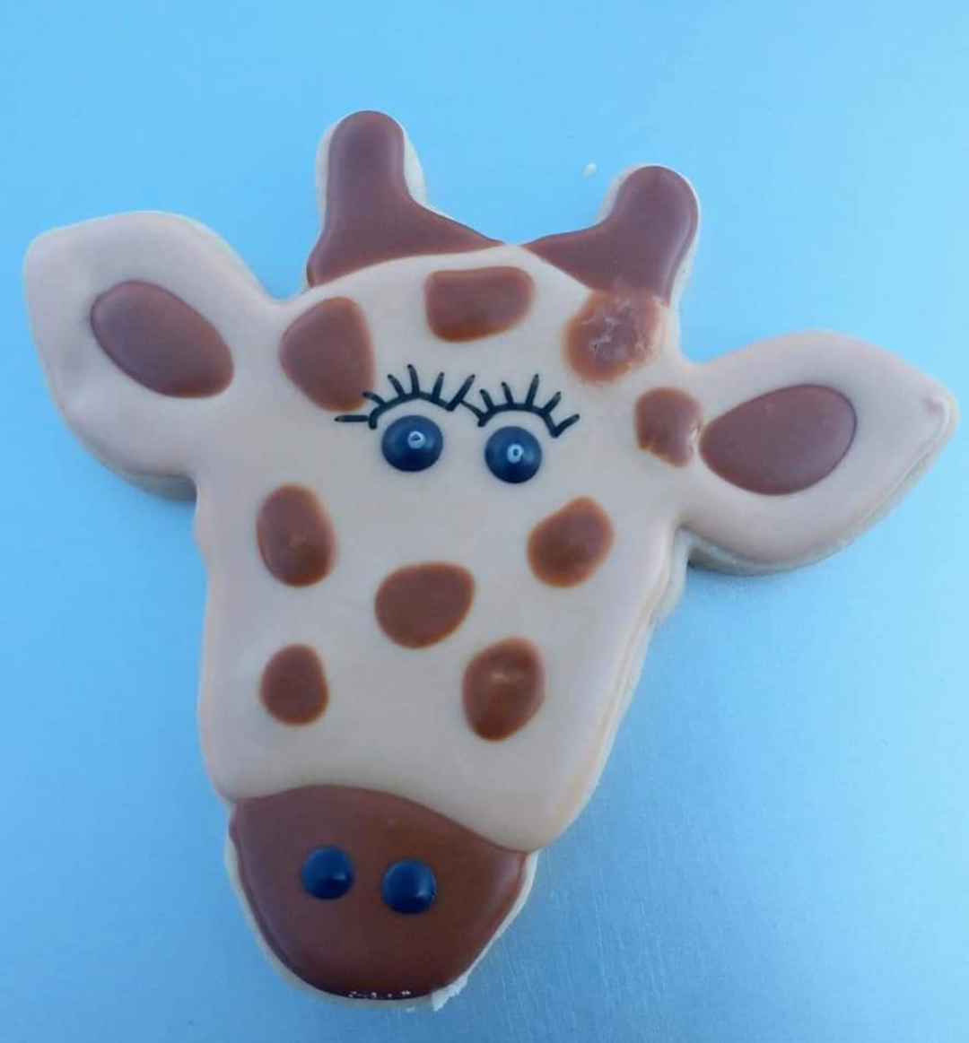 Giraffe Face Cookie Cutter 4.25 in B1578