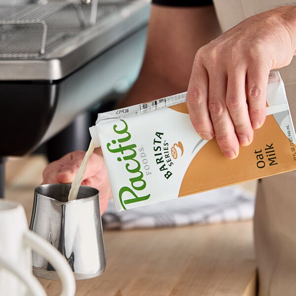 Pacific Foods Barista Series Oat Milk 32 fl. oz. - 12/Case