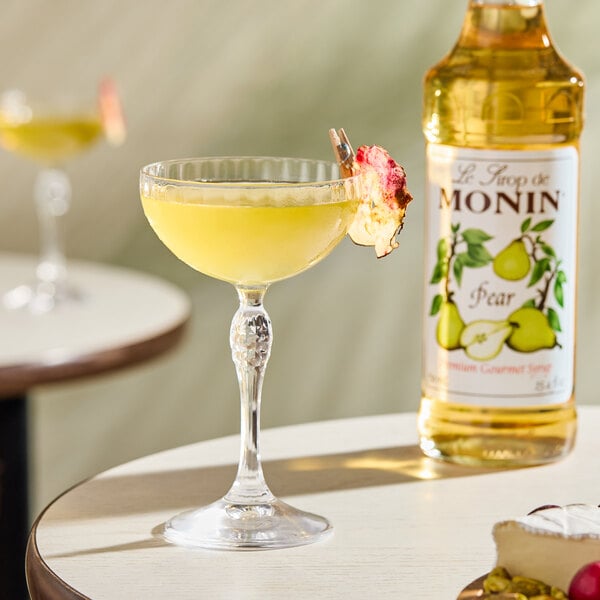 Monin Premium Pear Flavoring / Fruit Syrup 750 mL