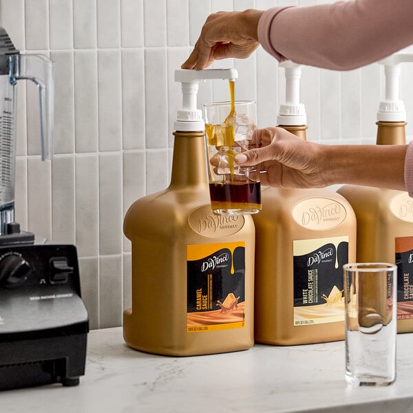 DaVinci Gourmet Caramel Flavoring Sauce 128 fl. oz. - 4/Case