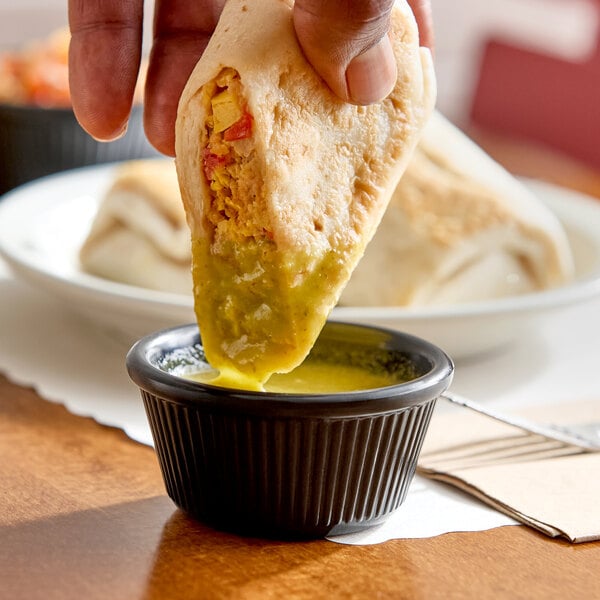 Dis Burrito Tres Verde Sauce Pouch 24 oz. - 6/Case