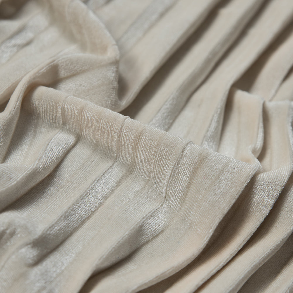 Pleated Velour - Vanilla Ice - Tver Collection