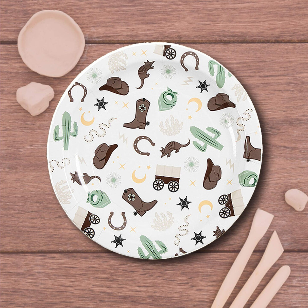 8 Count Western Themed Disposable Paper Dinner Plates 9 1/4"