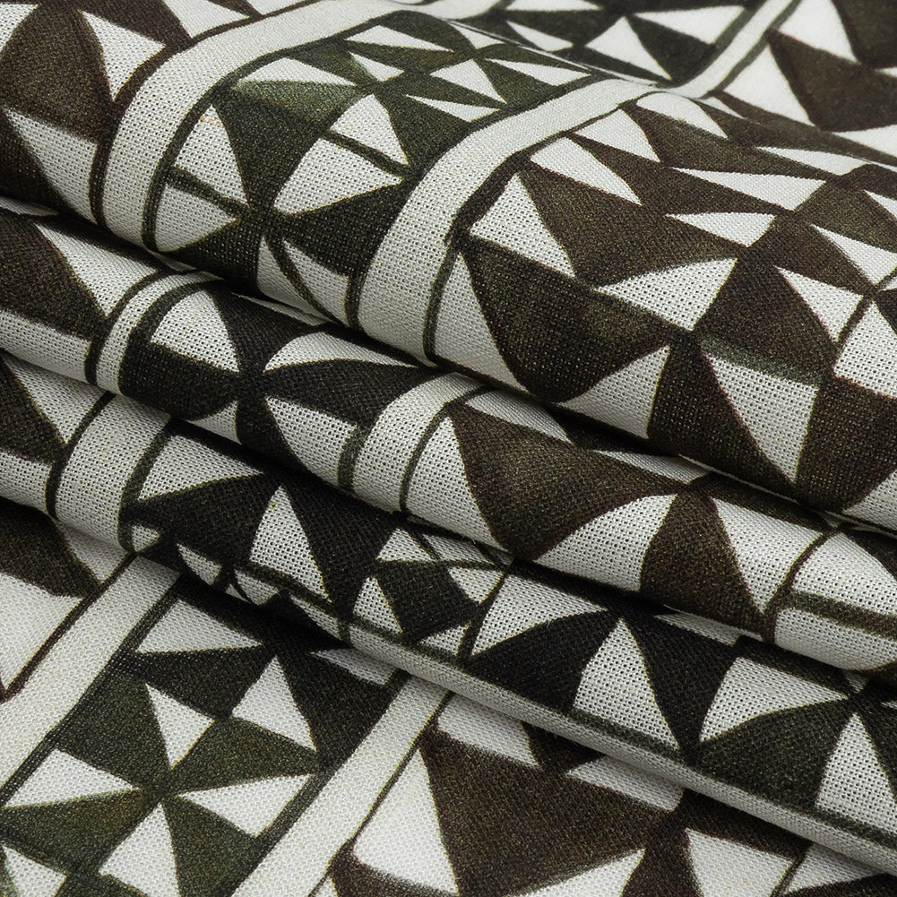 Lightweight Viscose-Linen Woven Print - Black and White Triangle Paths - Mood Exclusive Large Inverted Opposites