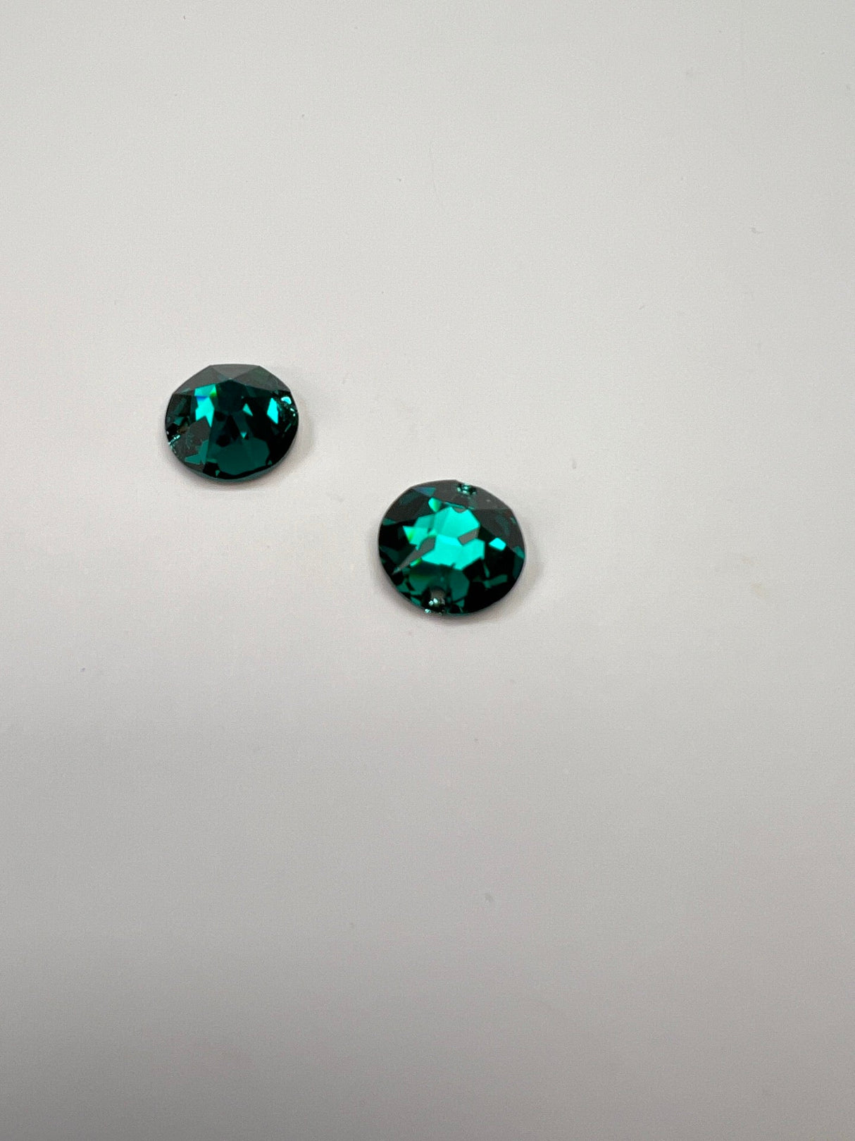 Green Shades Crystal Sewing Notions