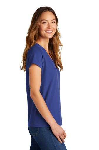 District® Women’s The Concert Short Sleeve V-Neck Tee