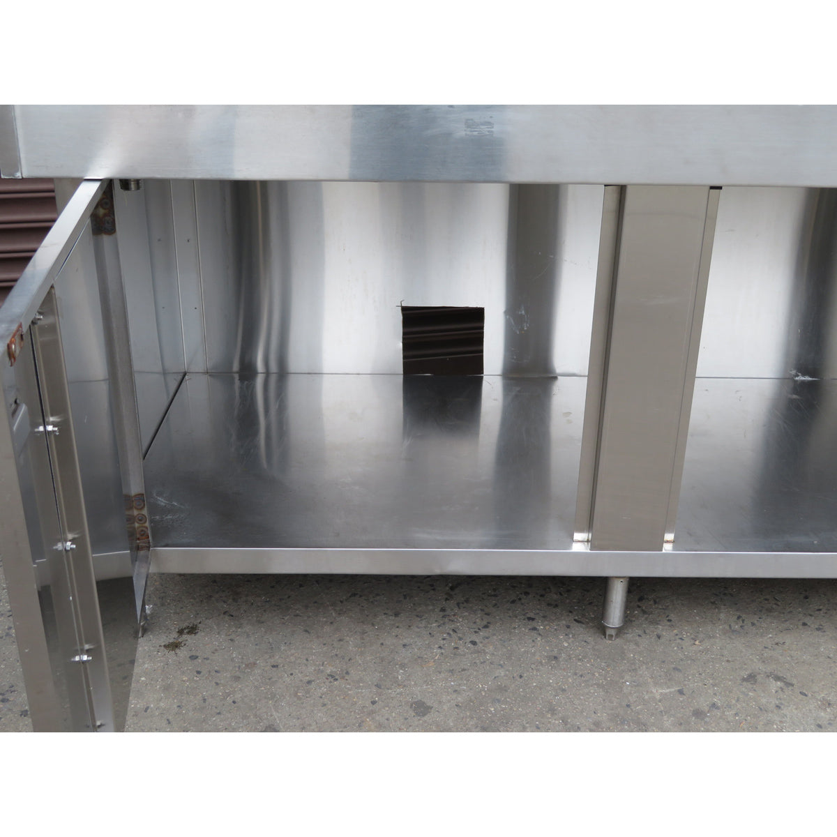 Stark Prodcuts 72" Fish Table, Used Great Condition