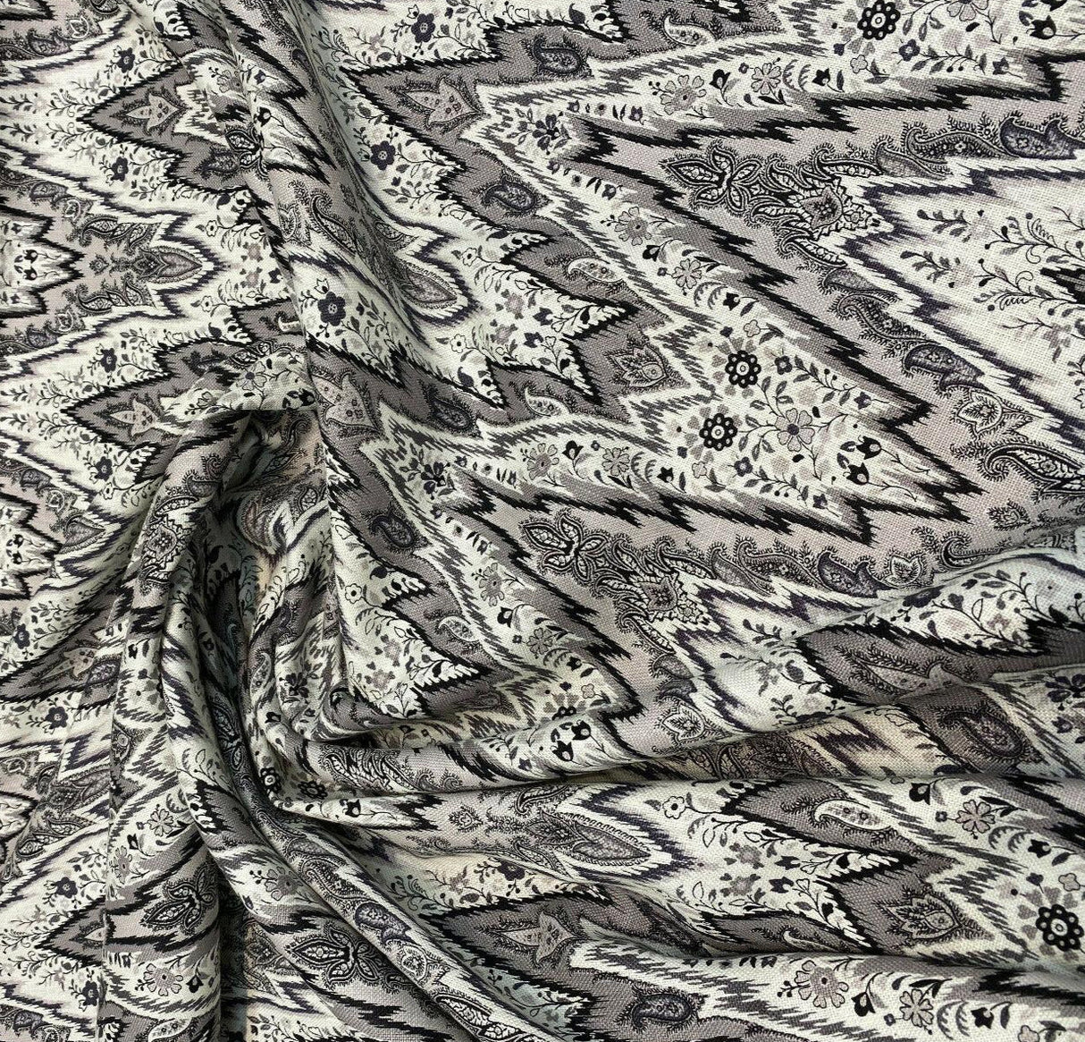 Bray Flamestitch Linen Fabric - Black, White, Silver Gray Chevron Pattern, 54" Width (1 Yard)