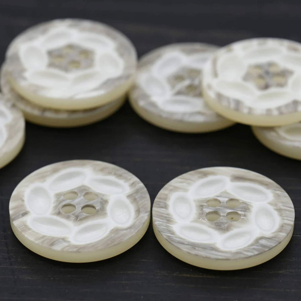 58L (38mm / 1.4") Beige Shell Look Buttons Swirl Ivory Pattern Large Four Hole Coat Button