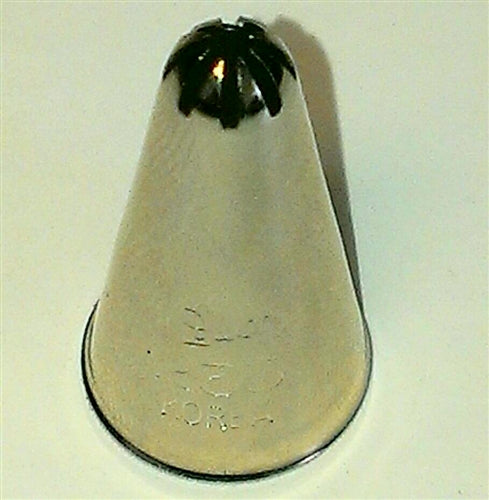 Ateco Closed Star Decorating Tip #233