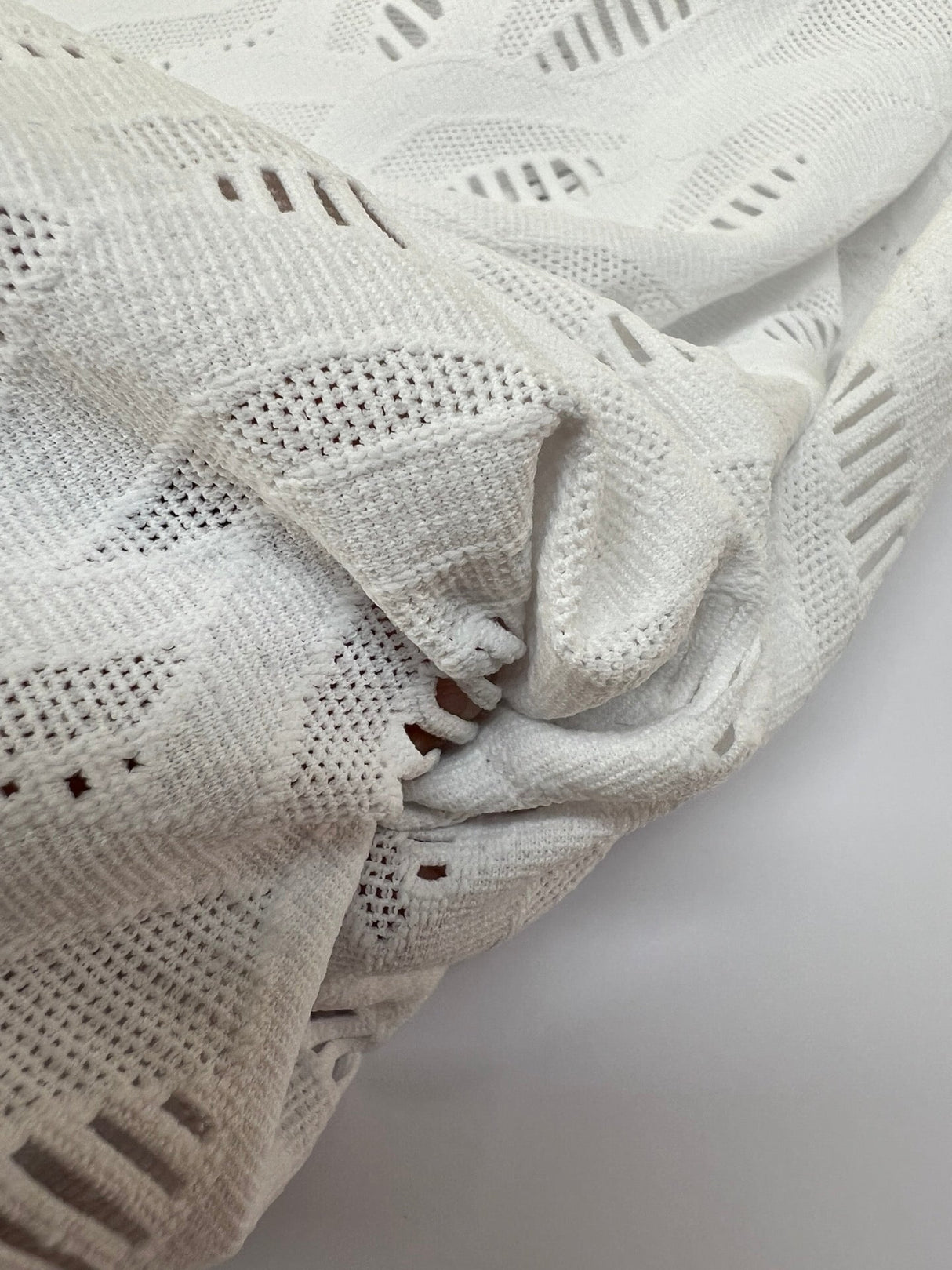 Polyamide Elastane Knitted Abstract White