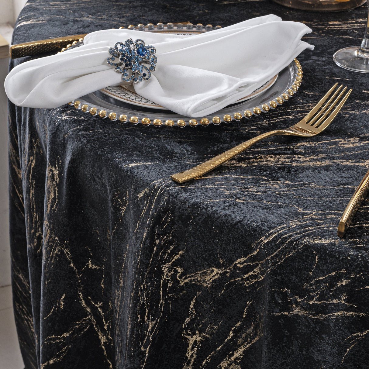 Rectangular Holland Velvet Tablecloth 90x132 Black