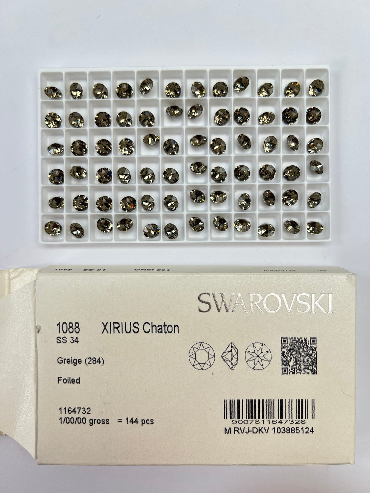 Gray Crystals Sewing Notions