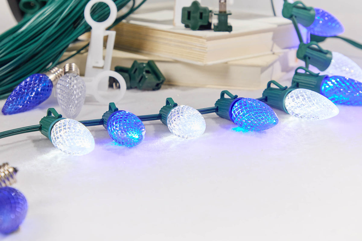 100' Outdoor Christmas Lighting Kit - Cool White/Blue