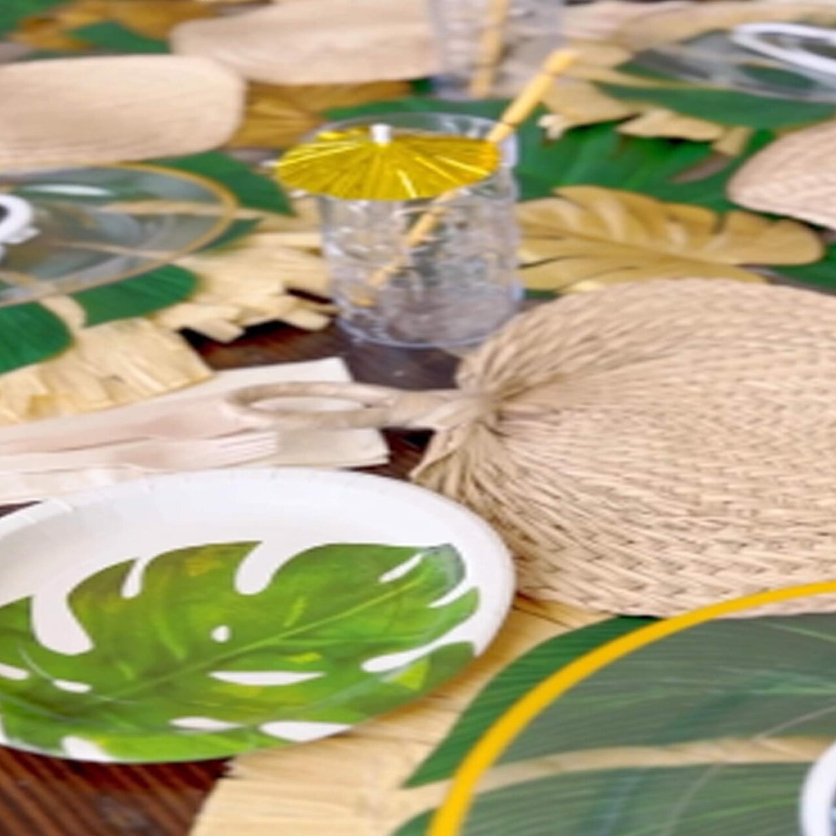 8 Ct. Palm Leaf Paper Dessert Plates 7" Disposable Plates,Tropical Luau Party Supplies