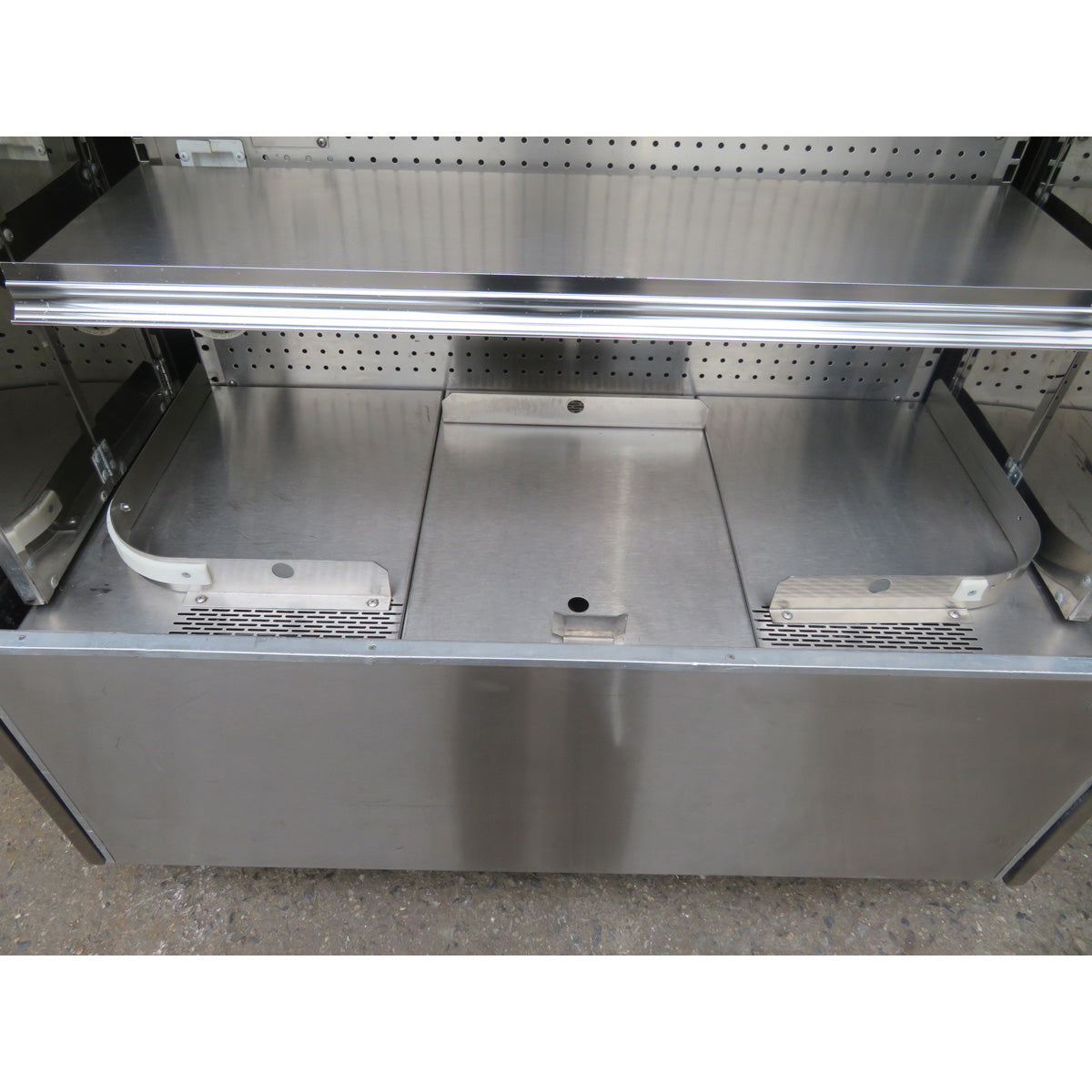 Barker CF-S-SC Refrigerator Open Case, With Sliding Night Doors, Used Great Condition