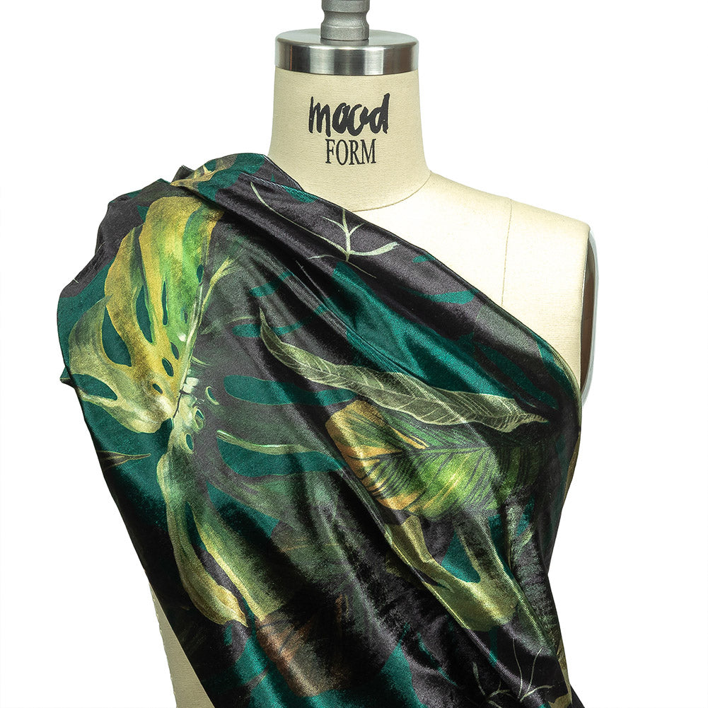 Mood Exclusive Silent Shroud Polyester Velour