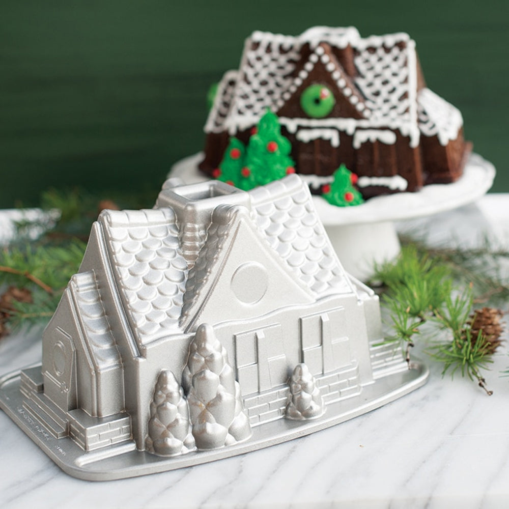 Nordic Ware Gingerbread House Bundt Pan, 9 Cup