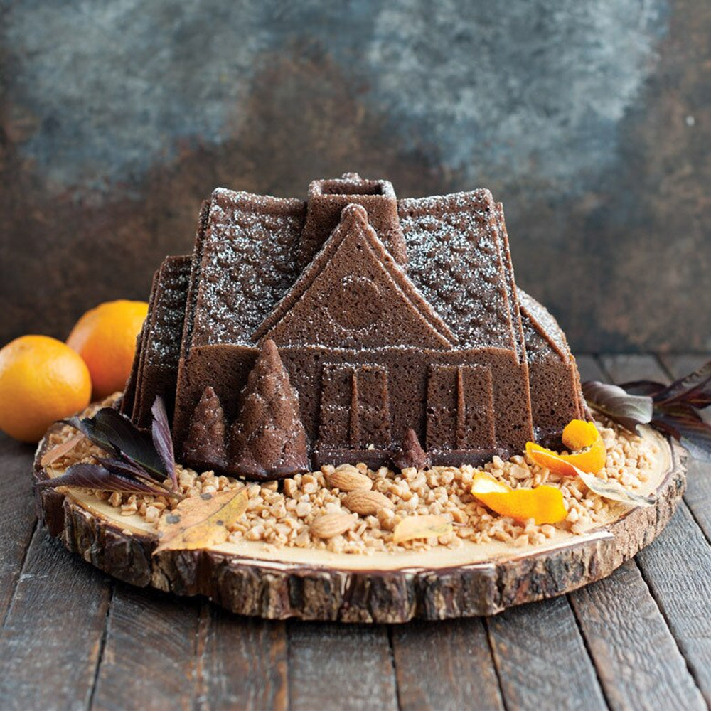 Nordic Ware Gingerbread House Bundt Pan, 9 Cup