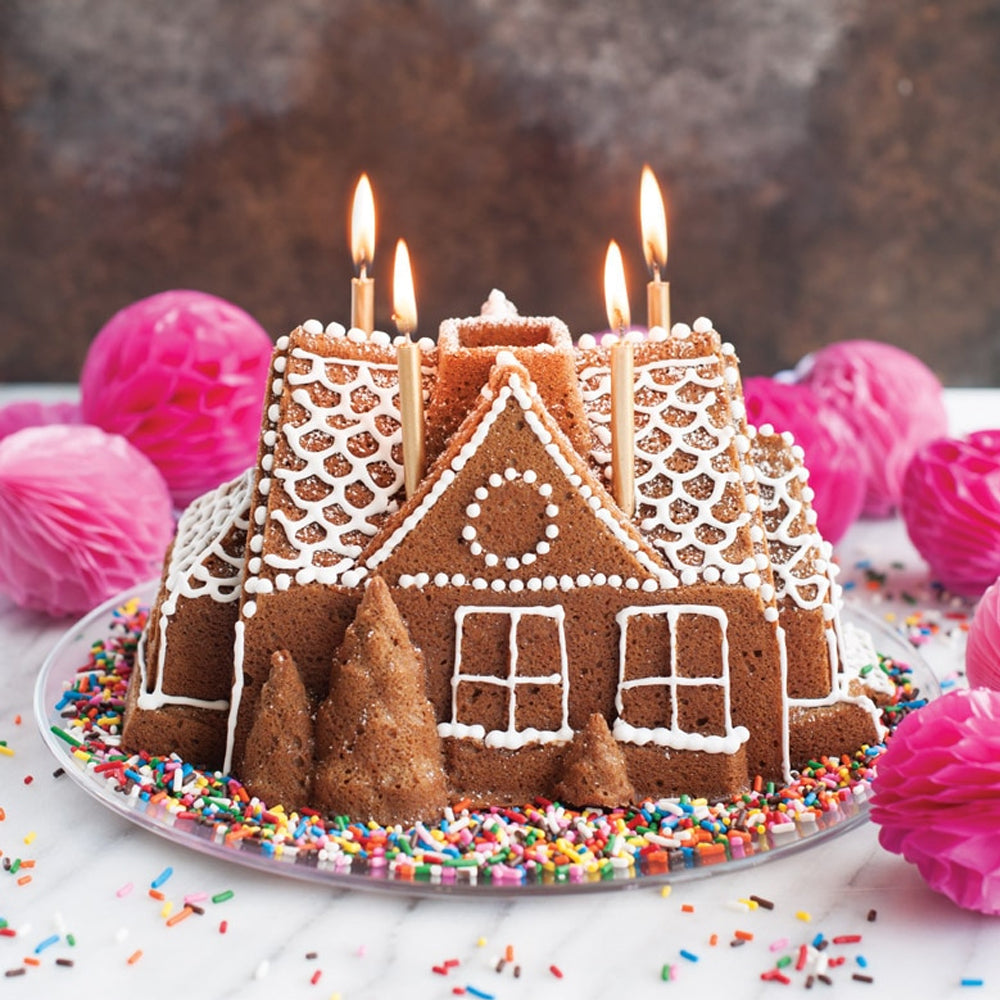 Nordic Ware Gingerbread House Bundt Pan, 9 Cup