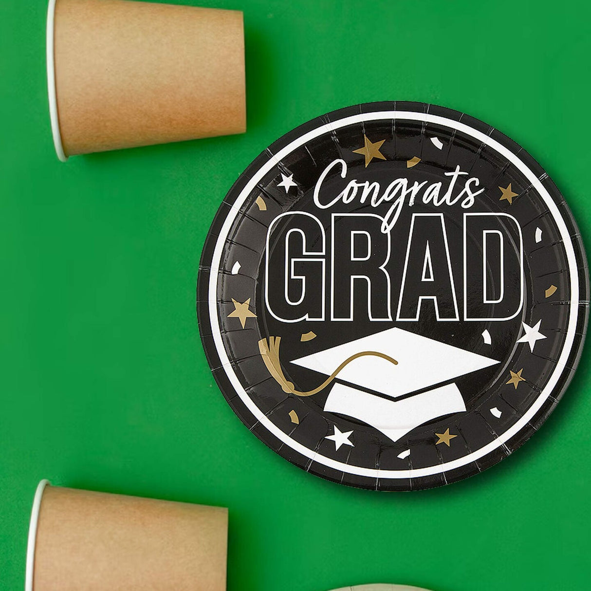25 Count Black Congrats Grad Paper Plates 9 Inch Round for Graduation Party Decorations