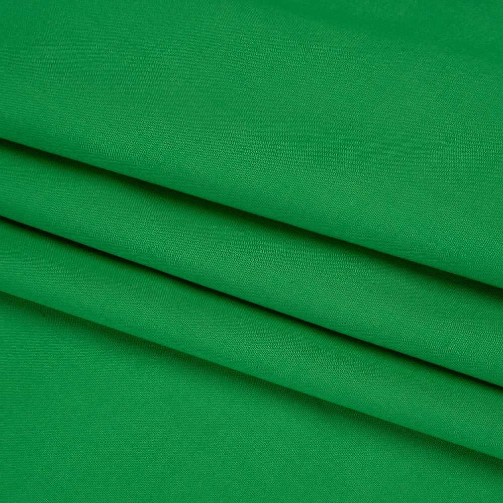 Sew Classic Solid Quilting Cotton Fabrics - Kelly Green