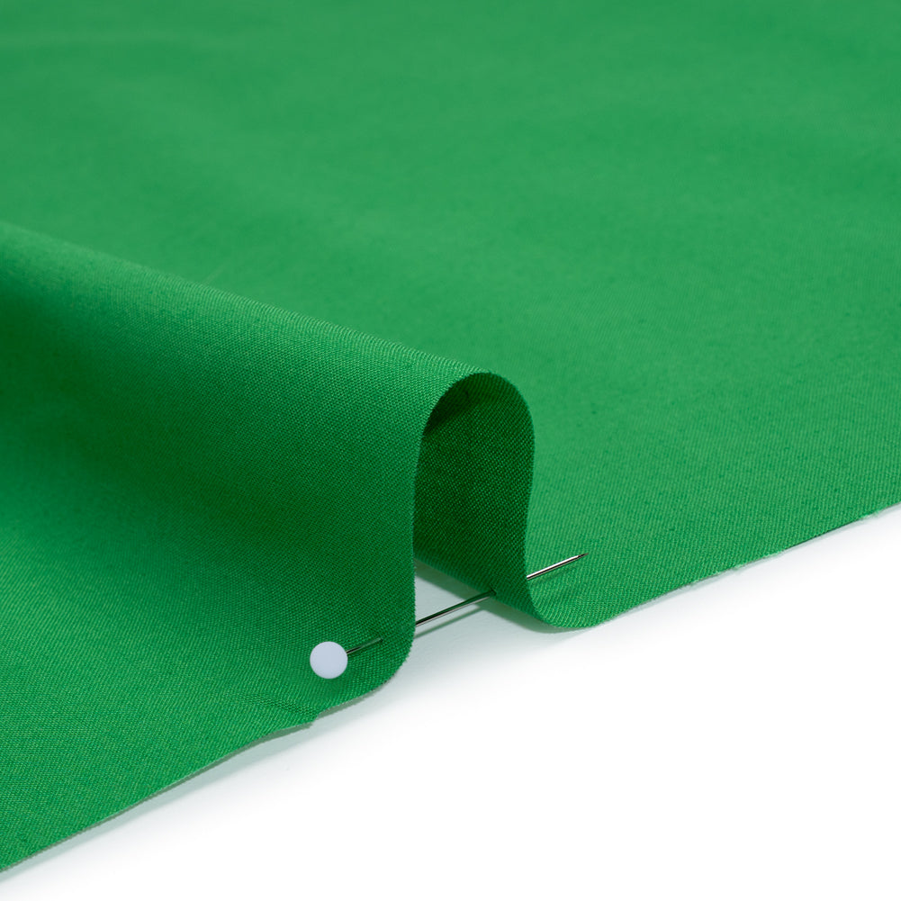 Sew Classic Solid Quilting Cotton Fabrics - Kelly Green