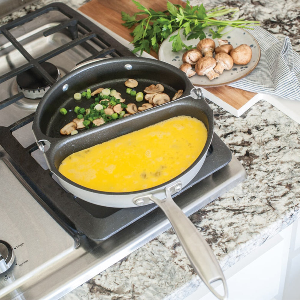 Nordic Ware 10692 Italian Frittata & Omelet Pan