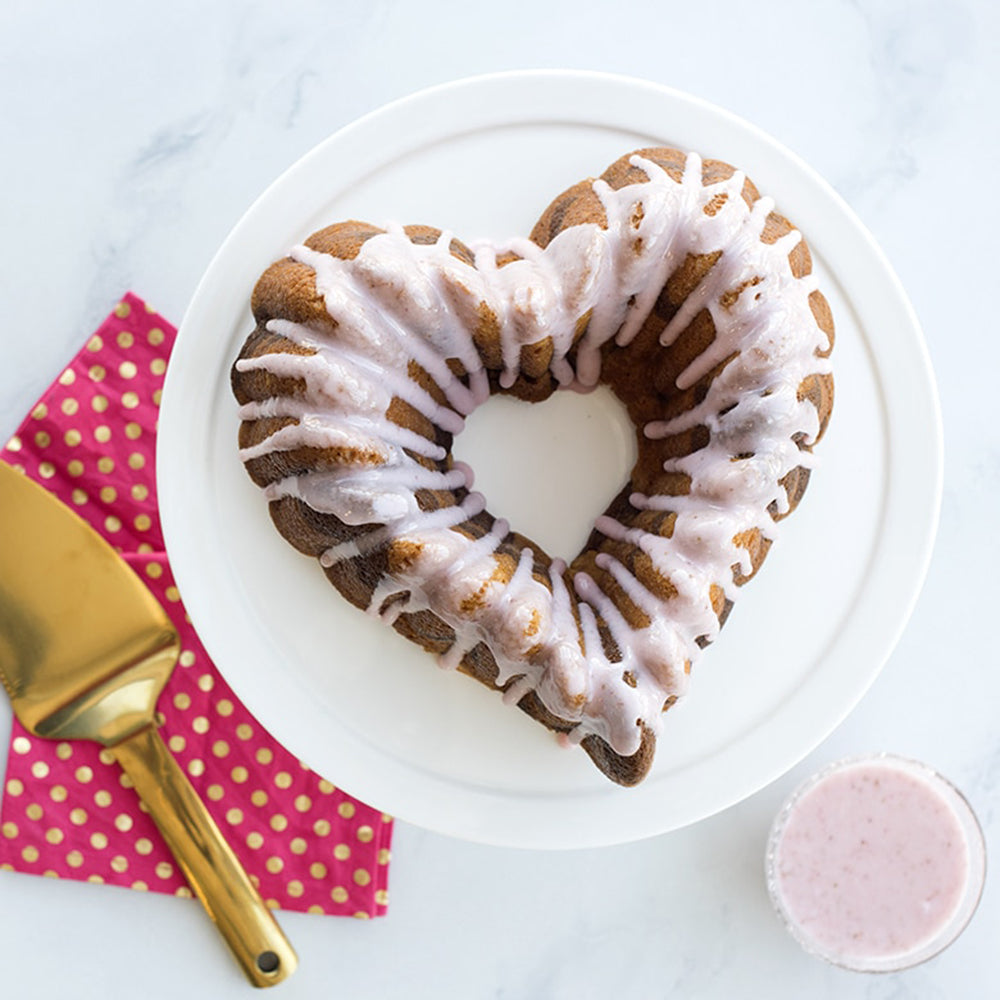 Nordicware Elegant Aluminum Heart 10 Cup Bundt Cake Pan