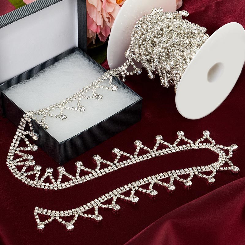 Silver Tiara Rhinestone Chain 7/8 '' X 3 yd - 1 / ROLL