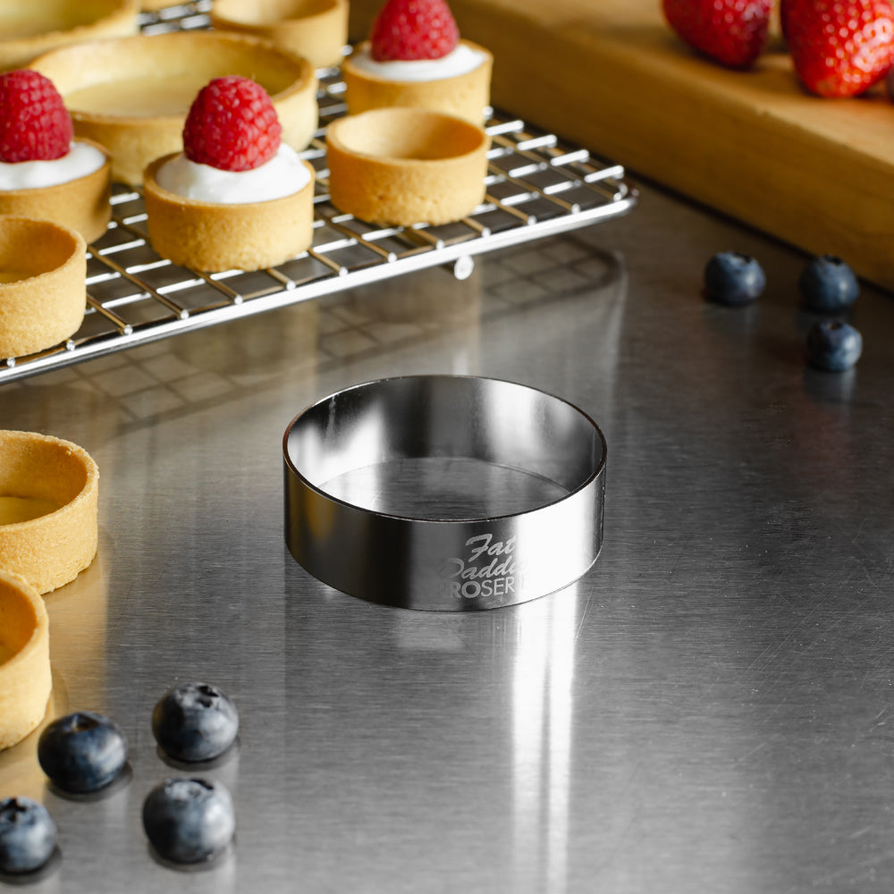 Fat Daddio's Stainless Steel Round Cake Ring, 2-1/2" x 3/4" High