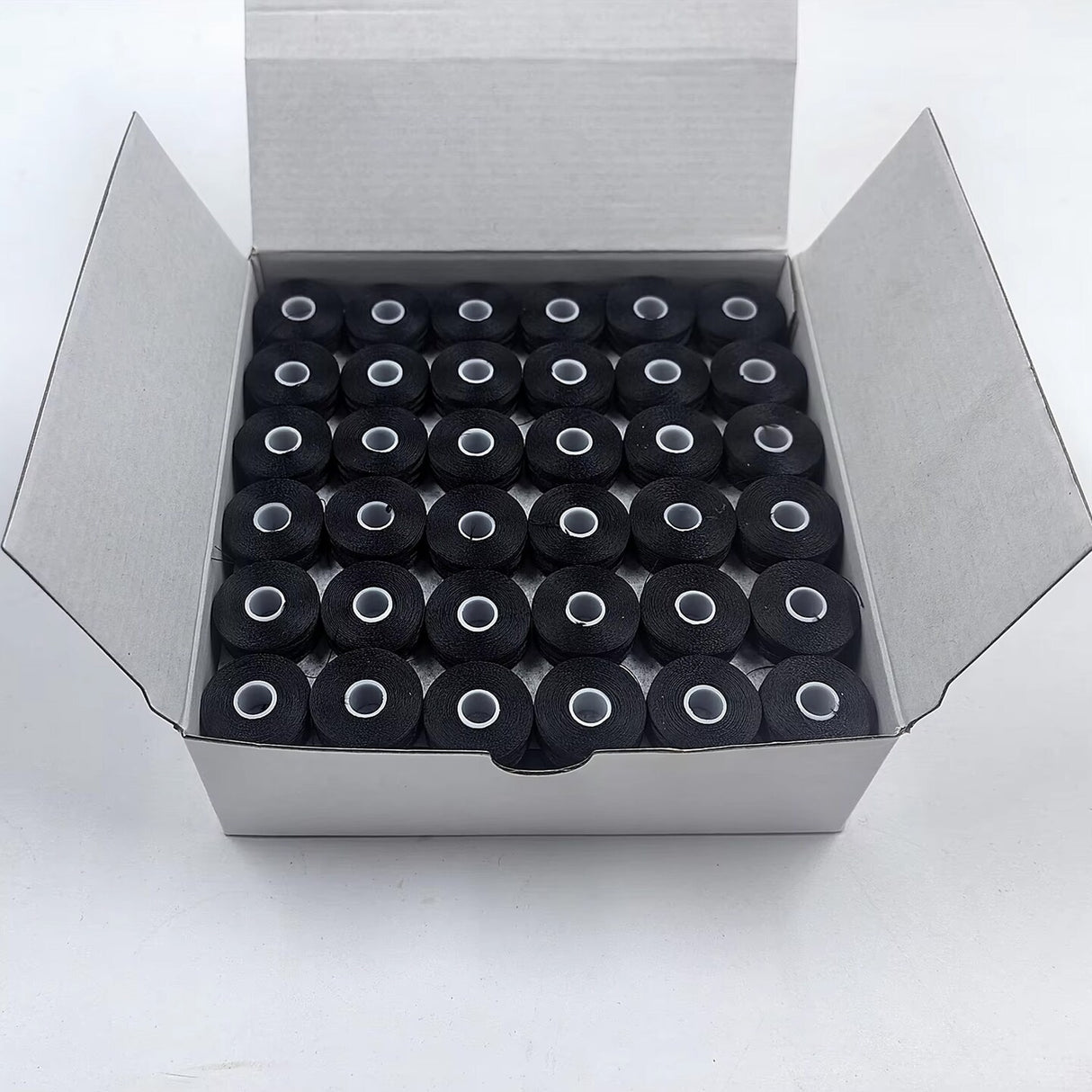 Madeira Magnetic Bobbin (Black)